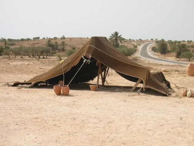 berber tent in the desert